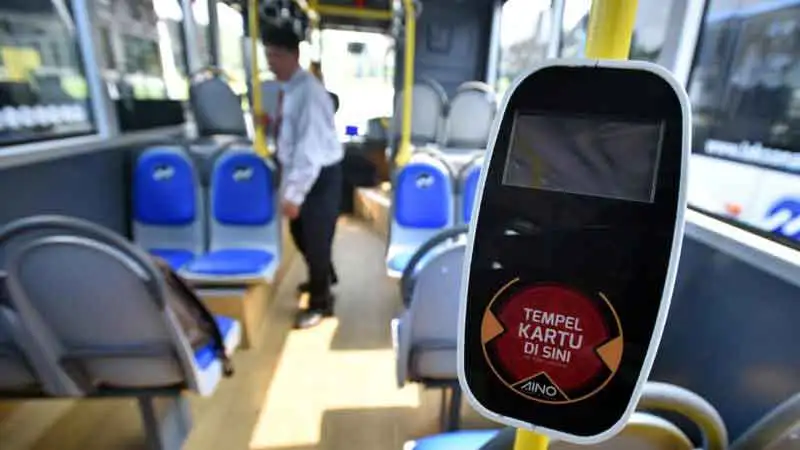 Cara Bayar Bus dengan Kartu