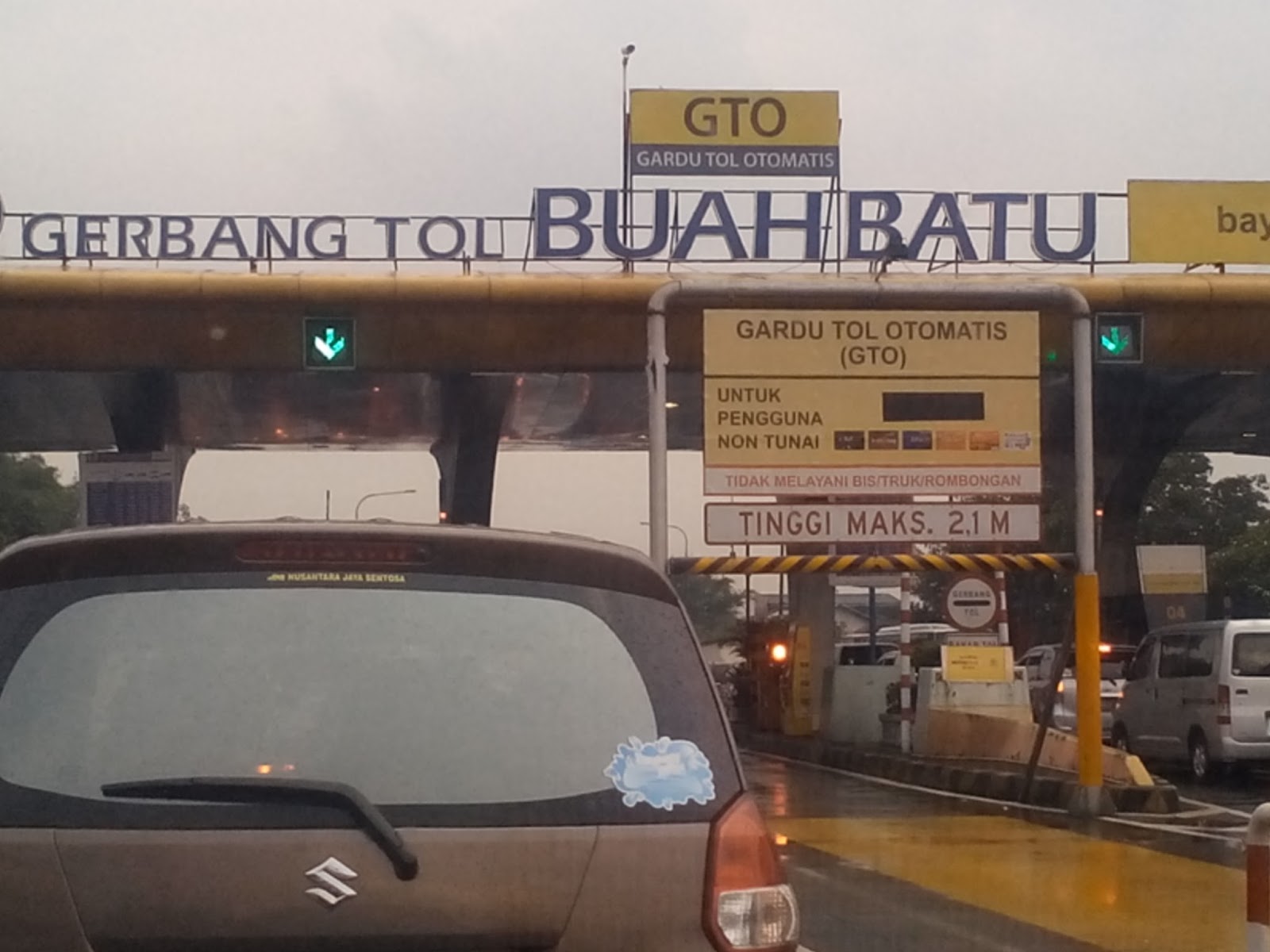 Gerbang Tol Buah Batu