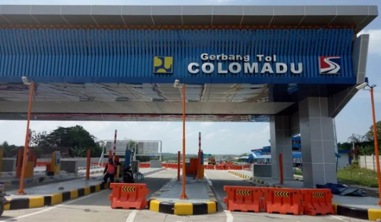 gerbang tol colomadu