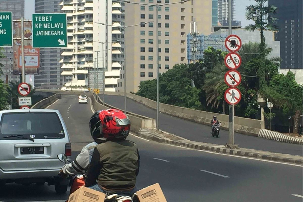 jalan layang non tol casablanca