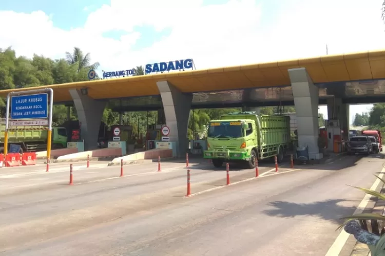 Gerbang Tol Sadang